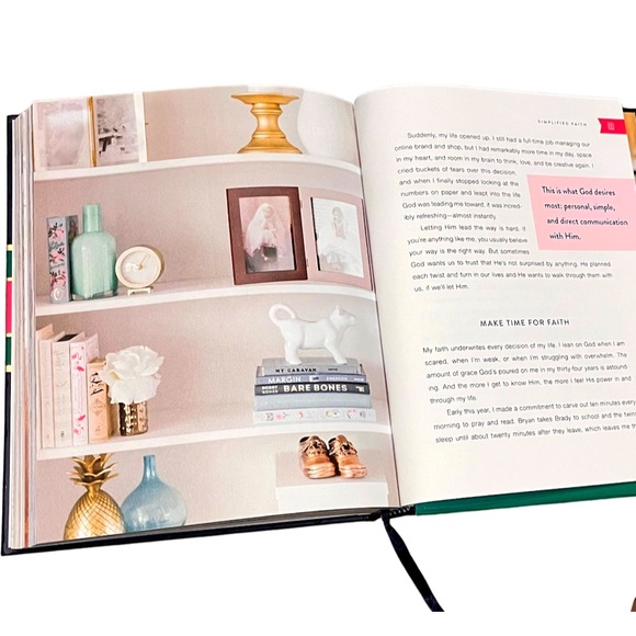 ❤️VALENTINE GIFT! ❤️ NWT Hardback “A Simplified Life” by Emily Ley 📘 - Picture 6 of 8